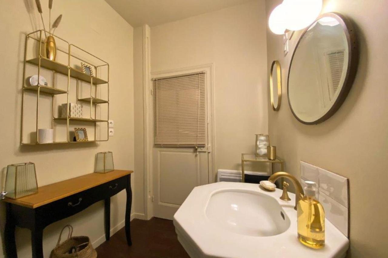 Les Fresques De Leon Apartment Tournus Exterior foto