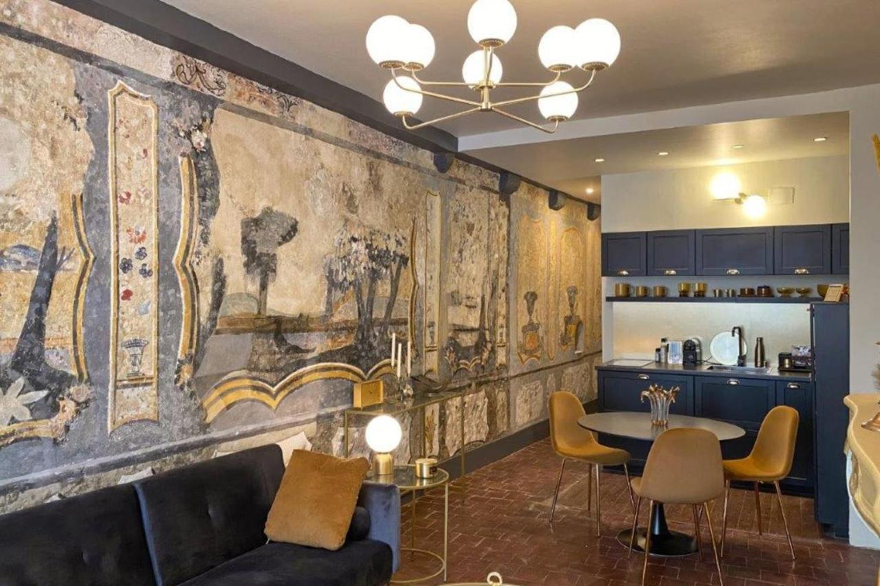 Les Fresques De Leon Apartment Tournus Exterior foto
